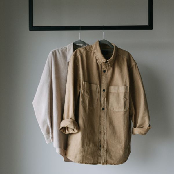 Mehr über den Artikel erfahren Mehr Leichtigkeit, weniger Vollstopfen – Klarheit in Küche, Kleiderschrank und Kalender