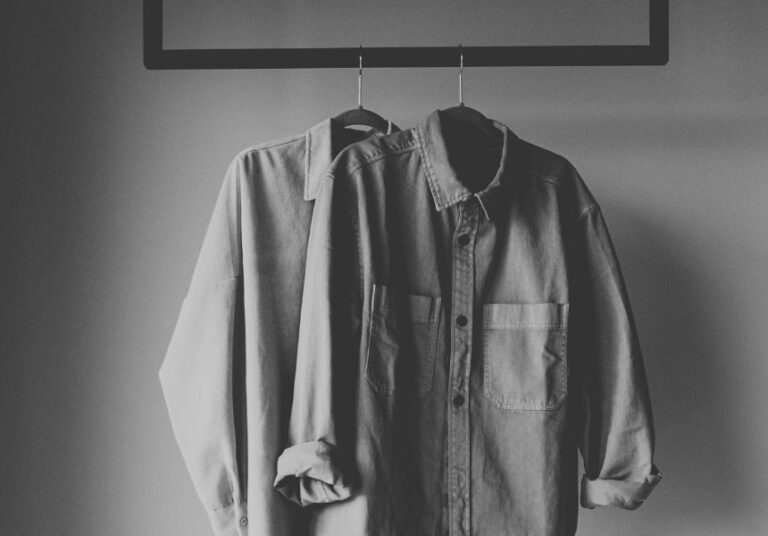 Mehr über den Artikel erfahren Mehr Leichtigkeit, weniger Vollstopfen – Klarheit in Küche, Kleiderschrank und Kalender